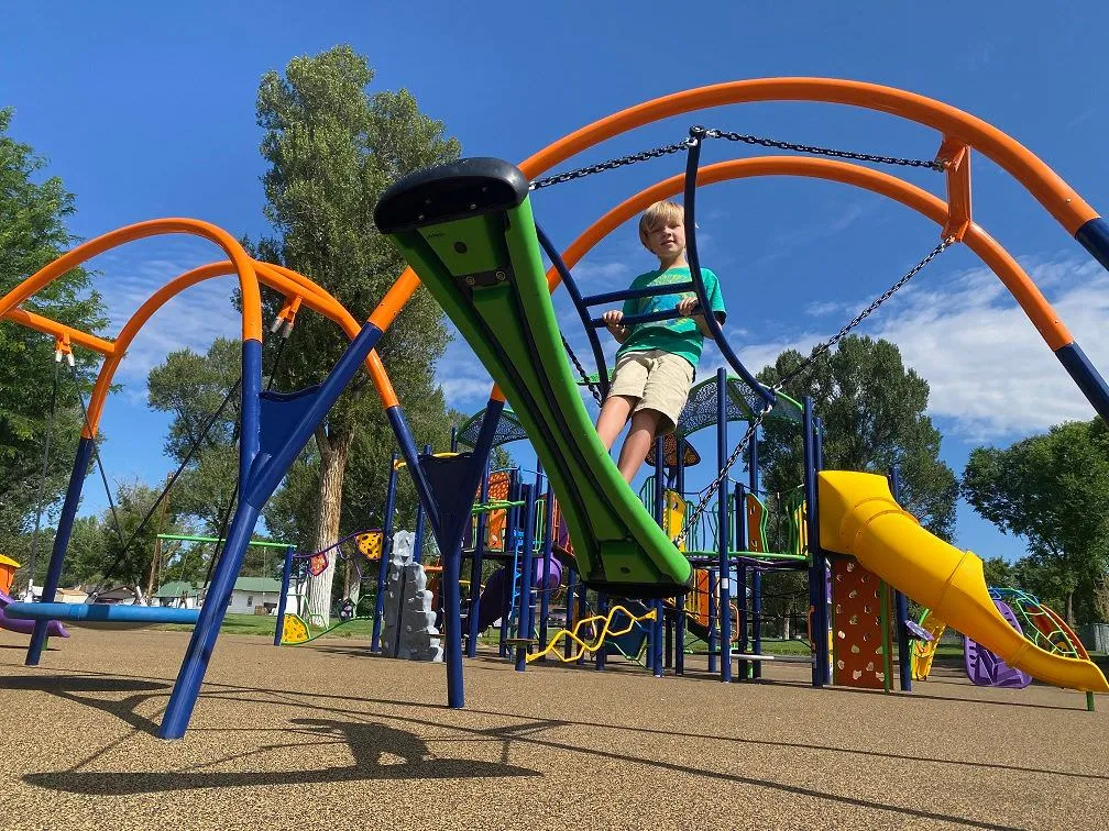 Standing swing at Craig City Park